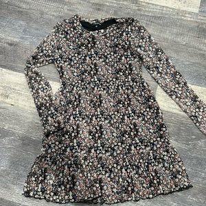 Floral dress. Sheer sleeves. Sheer over black. Medium.